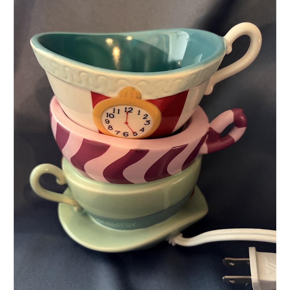 Scentsy Disney Alice in Wonderland Tea Cups Wax Warmer Cheshire Cat 75868